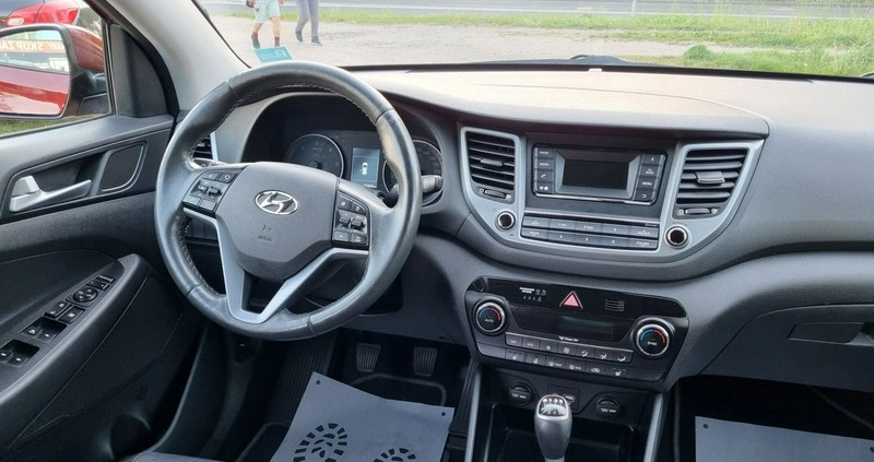 Hyundai Tucson cena 59700 przebieg: 145000, rok produkcji 2015 z Kamień Krajeński małe 211